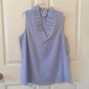 Crown & Ivy top - size M